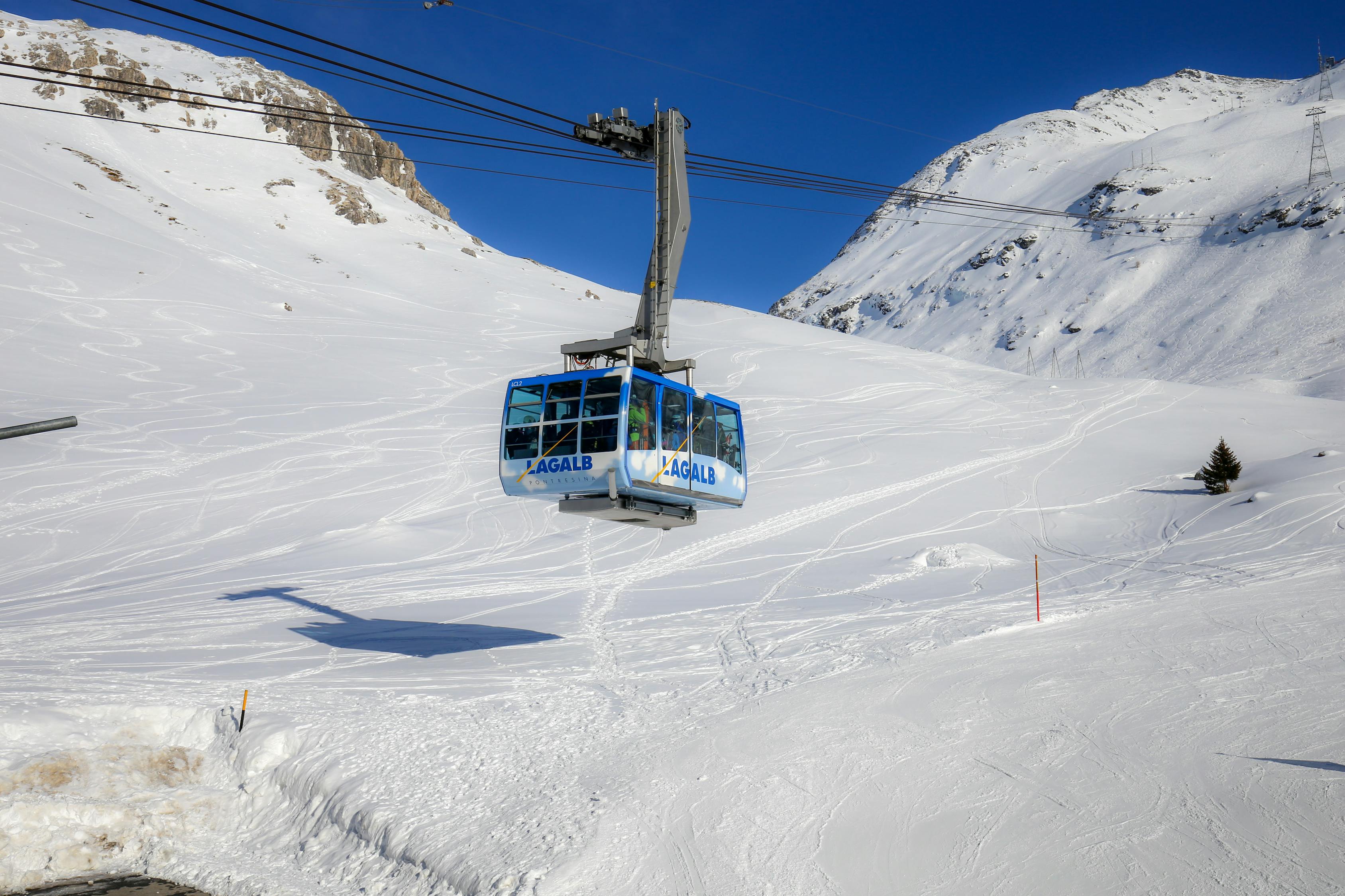 雪域清凉山，冬日滑雪狂欢记——一场冰与火的户外探险之旅